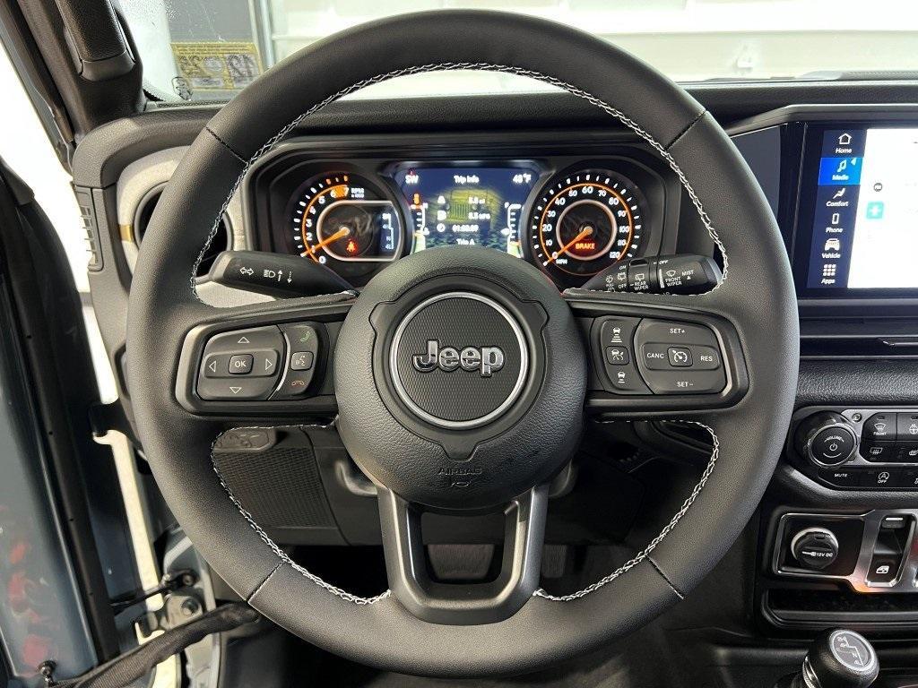 new 2025 Jeep Wrangler car, priced at $38,708