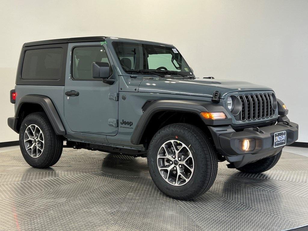 new 2025 Jeep Wrangler car, priced at $38,708