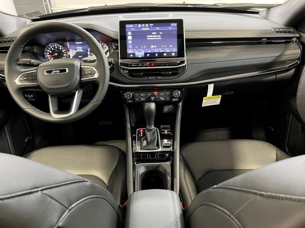 new 2025 Jeep Compass car, priced at $33,323
