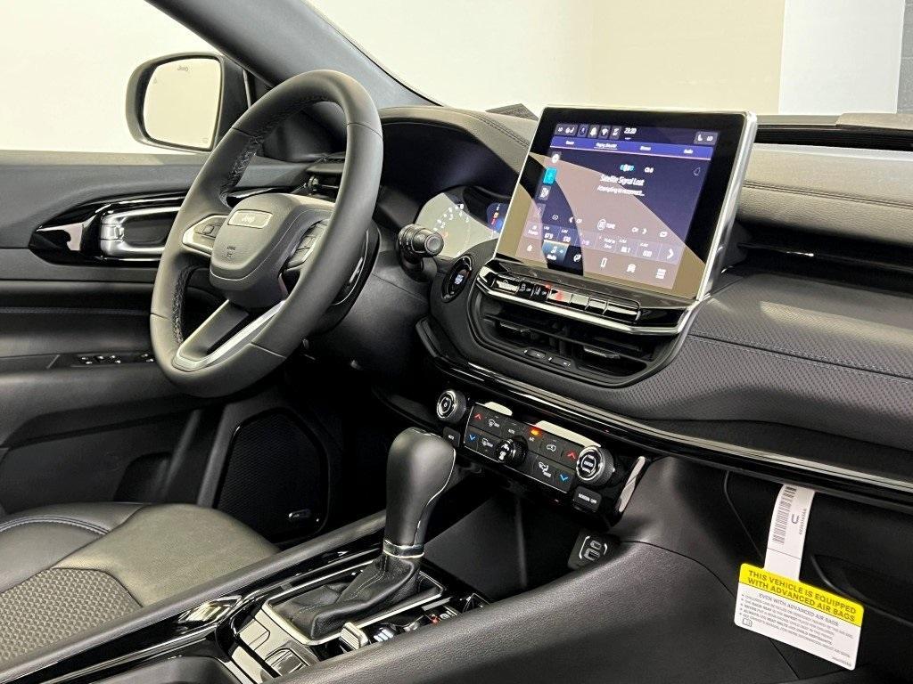new 2025 Jeep Compass car, priced at $33,323