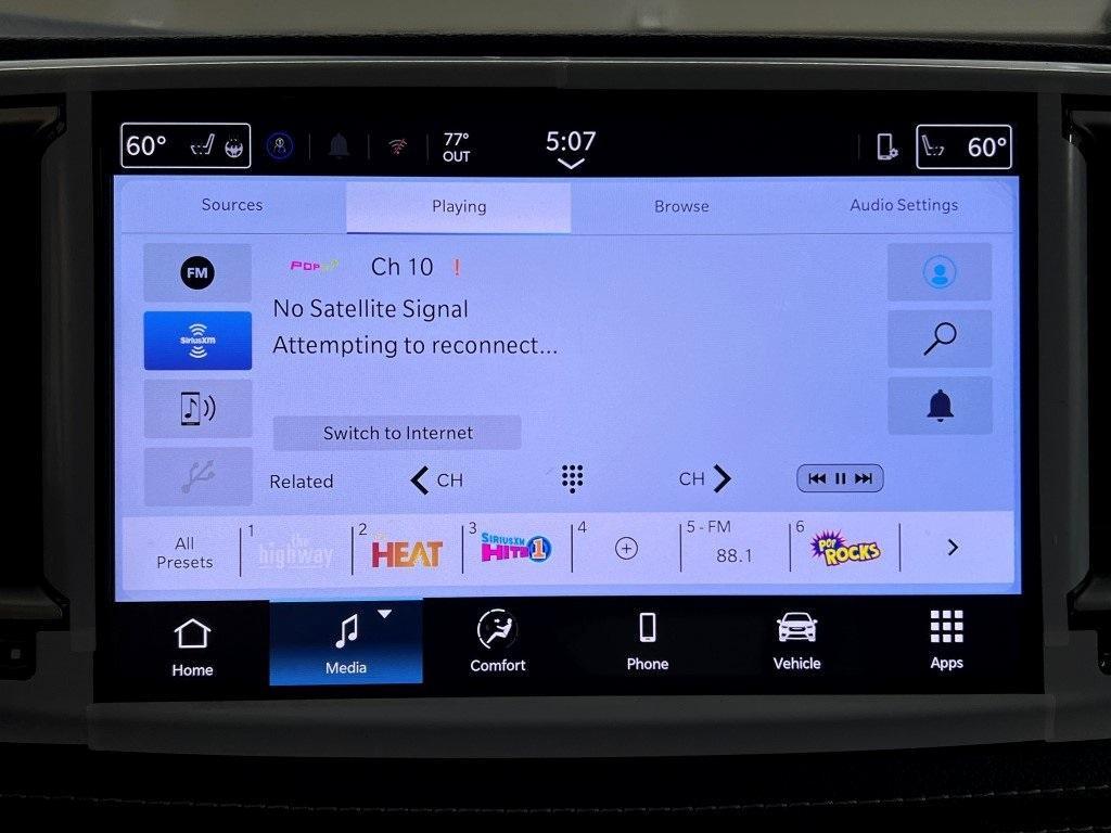 new 2025 Chrysler Pacifica car, priced at $38,327