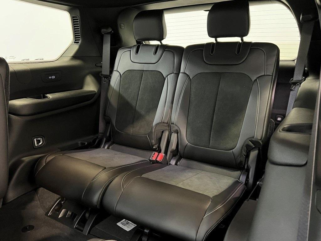 new 2025 Jeep Grand Cherokee L car, priced at $40,824