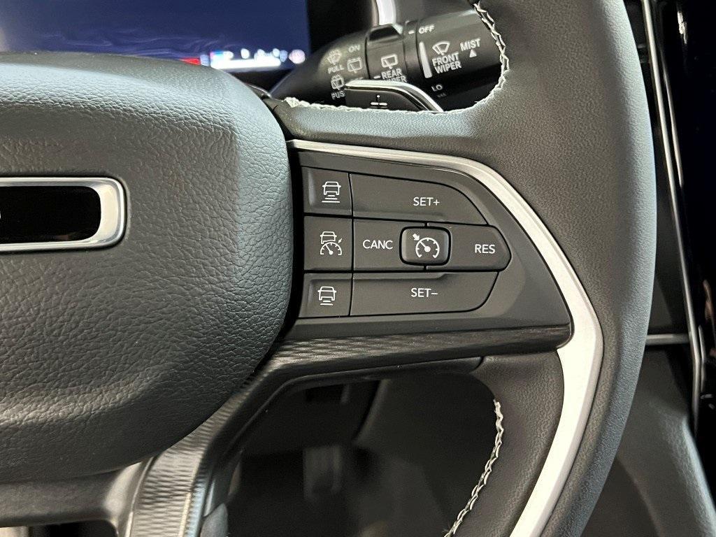 new 2025 Jeep Grand Cherokee L car, priced at $40,824