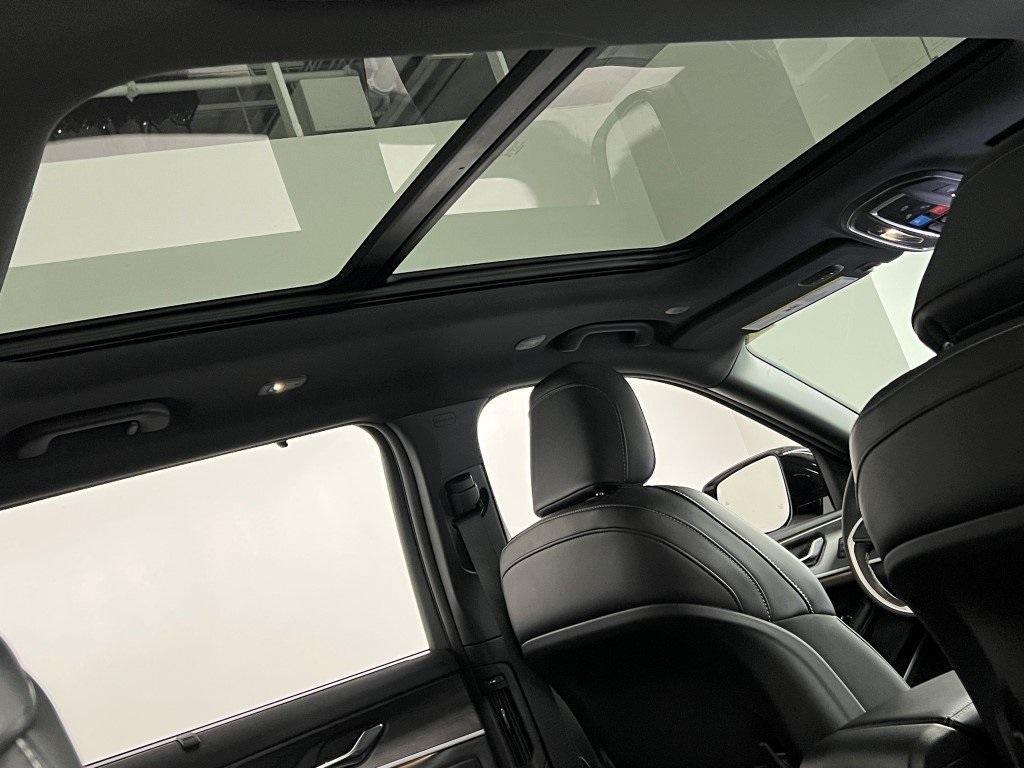 new 2025 Jeep Grand Cherokee L car, priced at $50,142