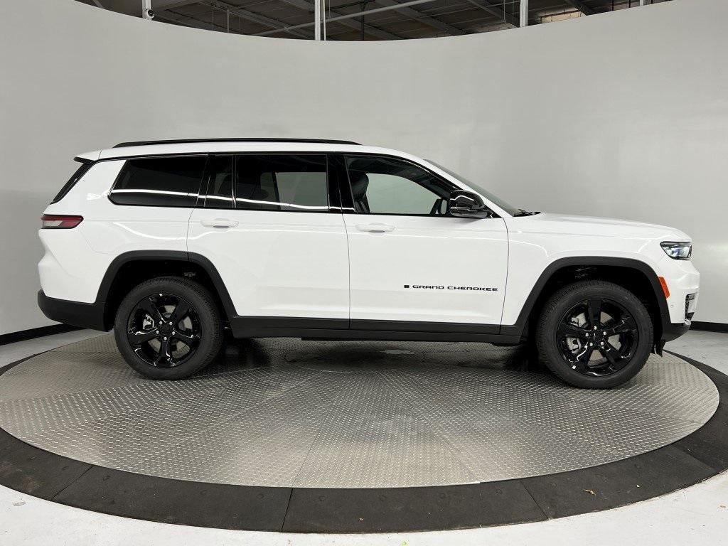 new 2025 Jeep Grand Cherokee L car, priced at $50,142