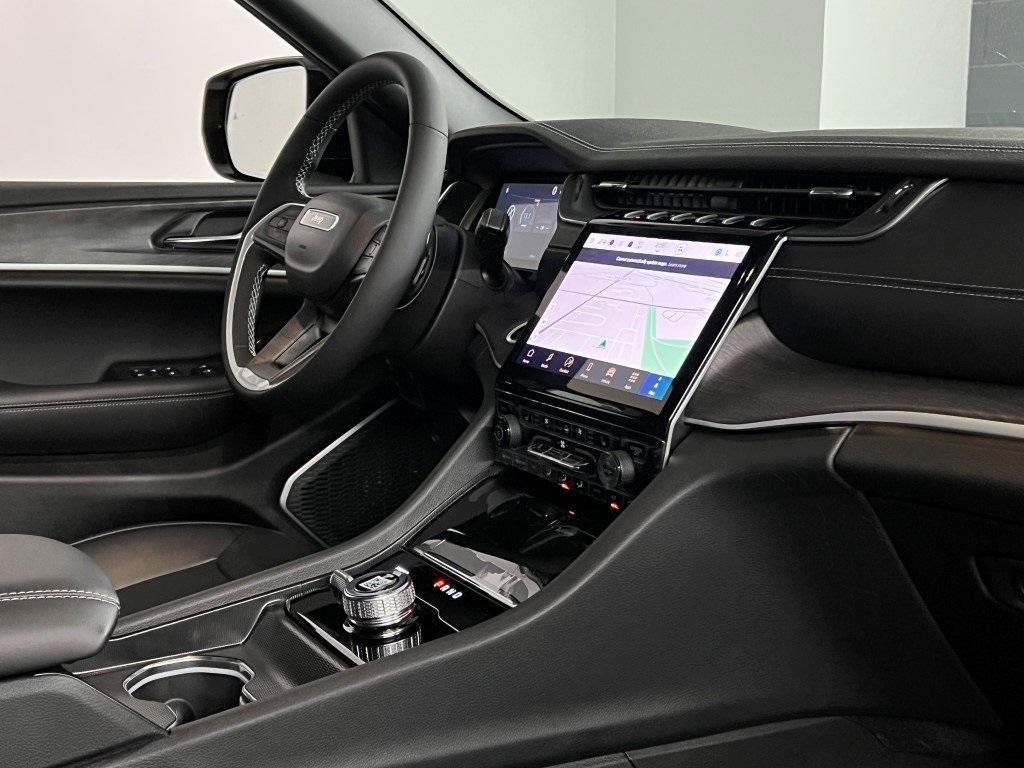 new 2025 Jeep Grand Cherokee L car, priced at $50,142