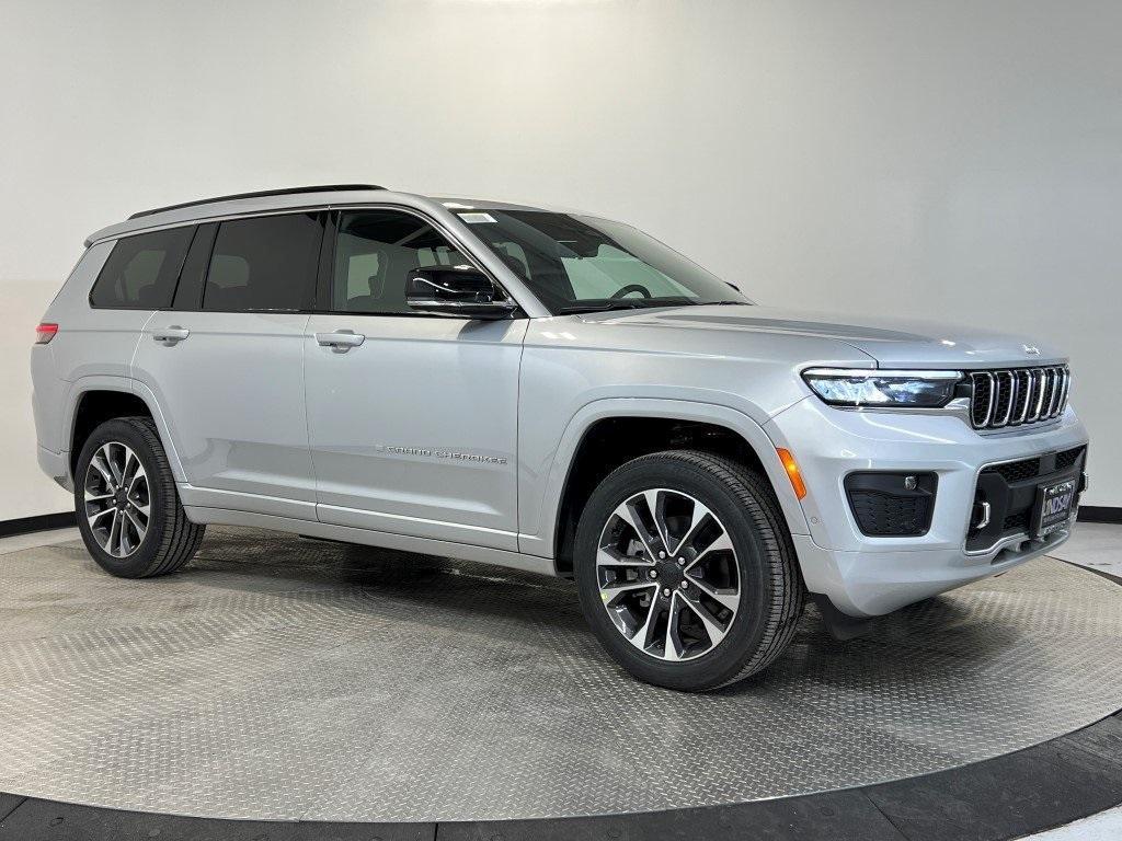 new 2025 Jeep Grand Cherokee L car, priced at $62,272