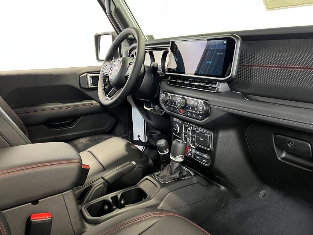 new 2026 Jeep Wrangler car, priced at $57,621