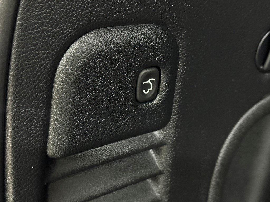 used 2022 Jeep Grand Cherokee WK car, priced at $29,500