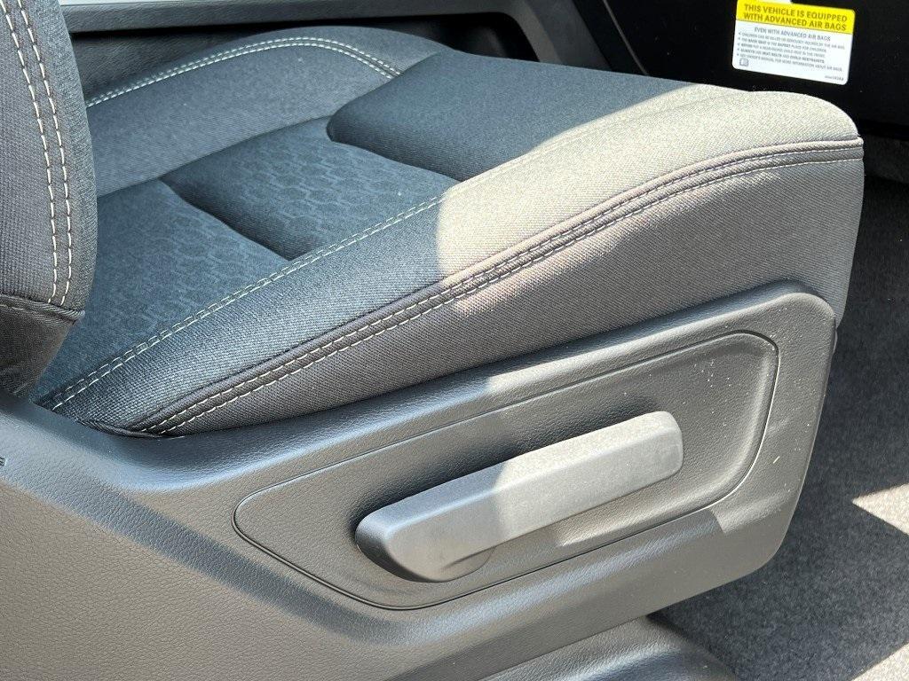 new 2025 Ram 1500 car, priced at $52,662