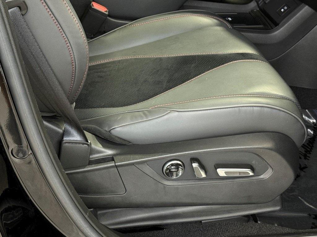 used 2023 Acura RDX car, priced at $39,700