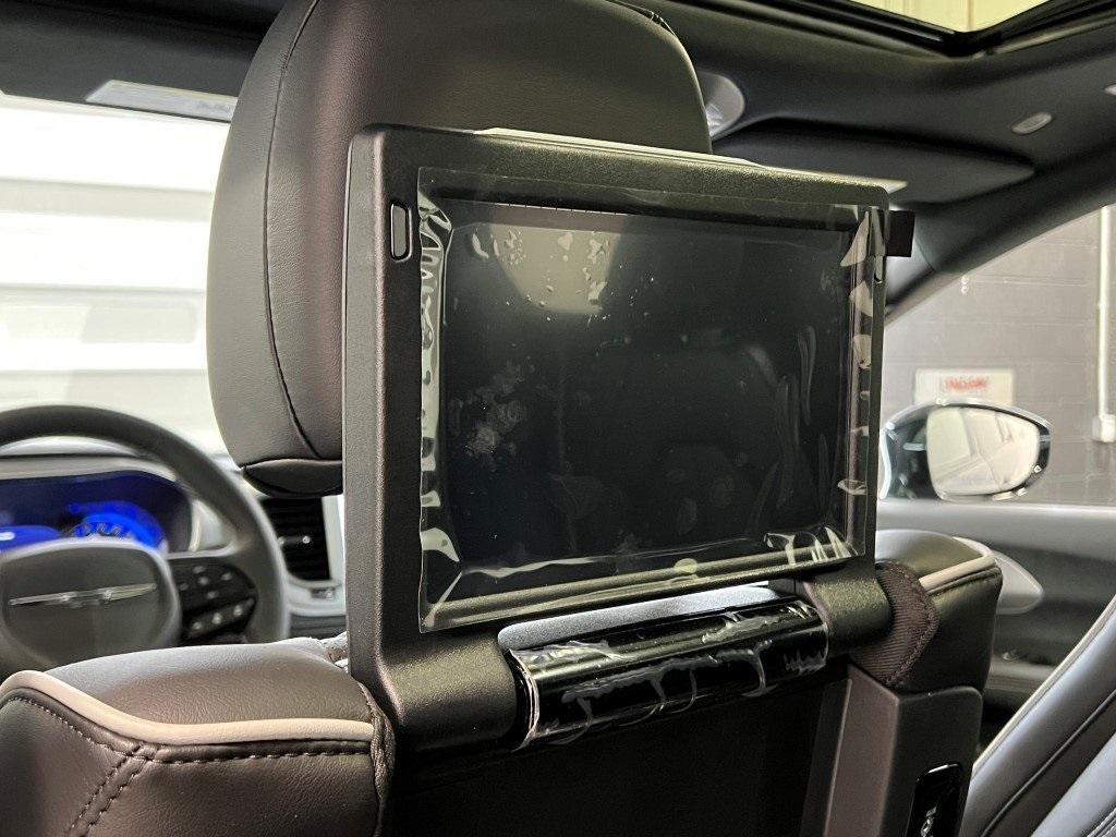 new 2025 Chrysler Pacifica car, priced at $50,918