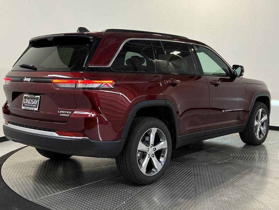 new 2025 Jeep Grand Cherokee car, priced at $49,637