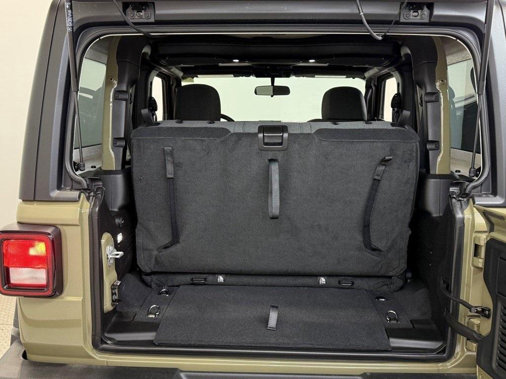 new 2025 Jeep Wrangler car, priced at $32,071