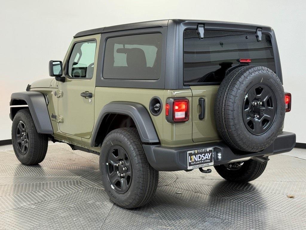 new 2025 Jeep Wrangler car, priced at $32,071