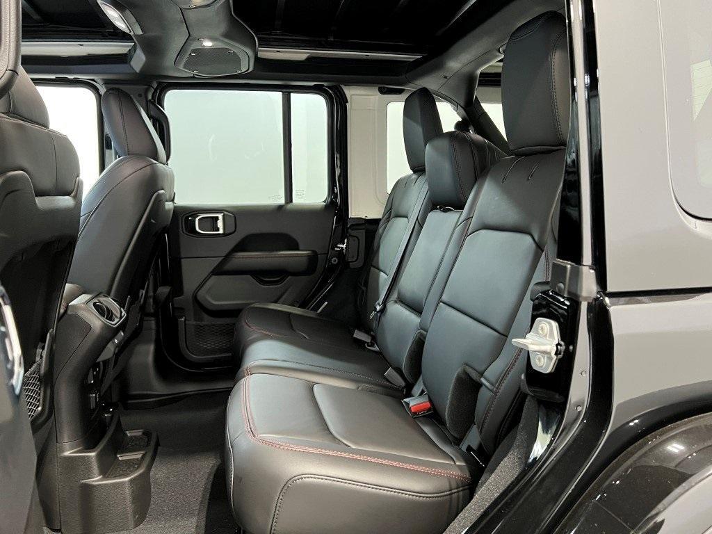 new 2025 Jeep Wrangler car, priced at $65,423