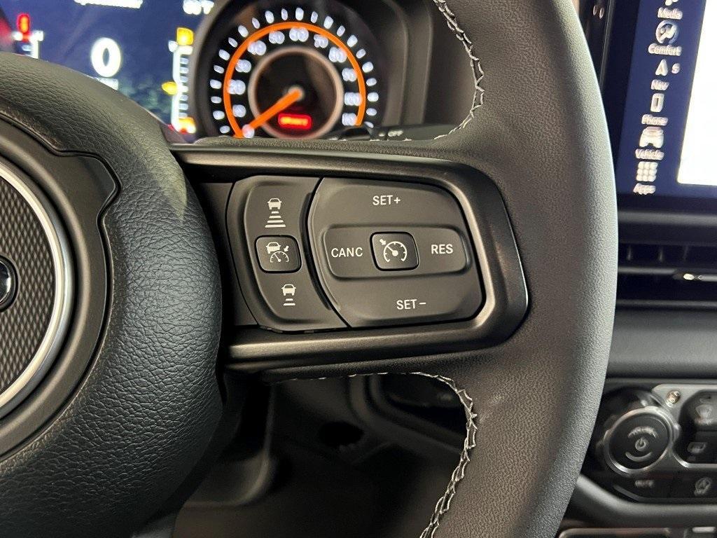 new 2025 Jeep Wrangler car, priced at $65,423