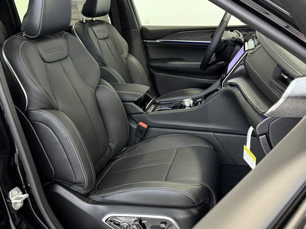 new 2025 Jeep Grand Cherokee car, priced at $57,261