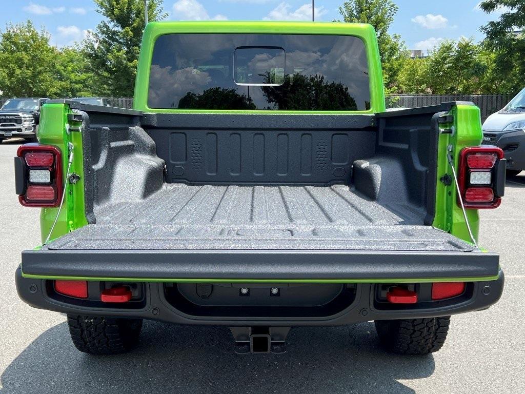 new 2025 Jeep Gladiator car, priced at $53,838