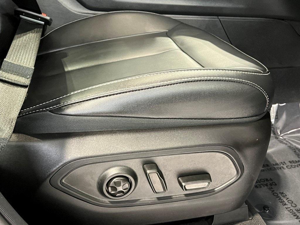 used 2024 Jeep Grand Cherokee L car, priced at $39,500
