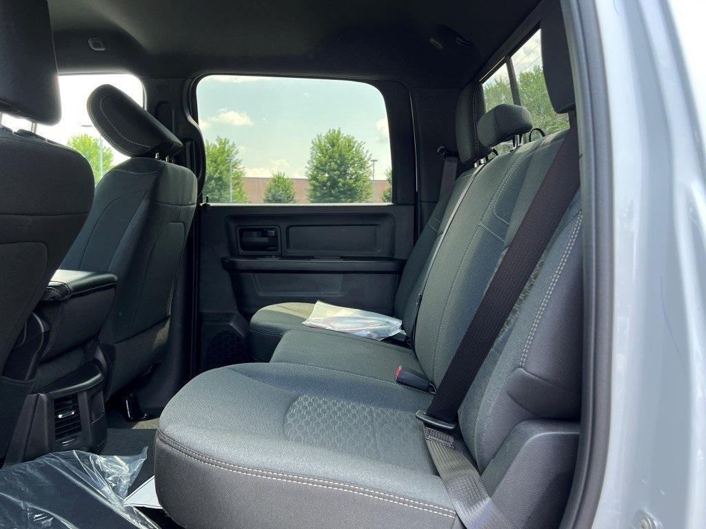 new 2025 Ram 2500 car, priced at $60,289