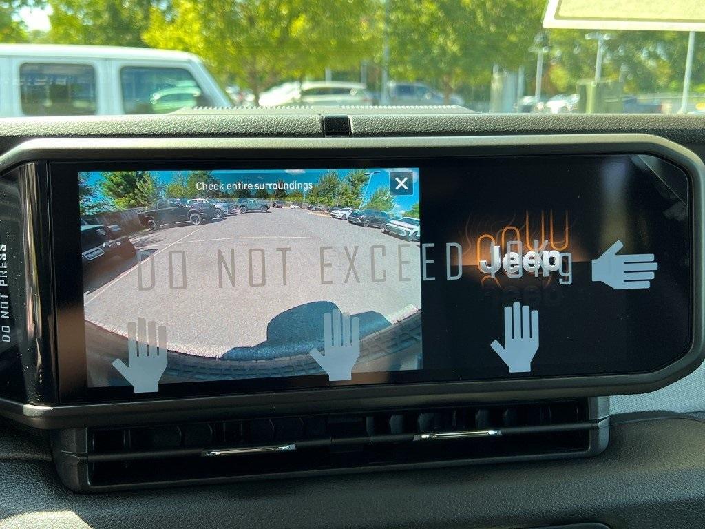 new 2025 Jeep Wrangler car, priced at $48,714