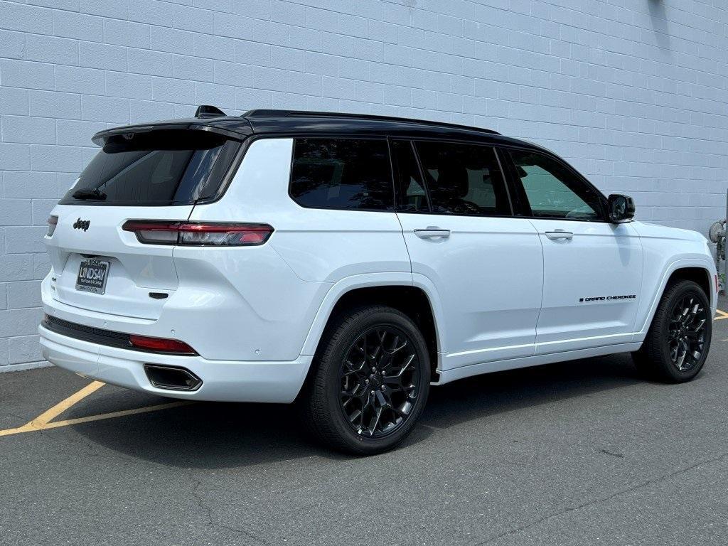 new 2025 Jeep Grand Cherokee L car, priced at $65,236