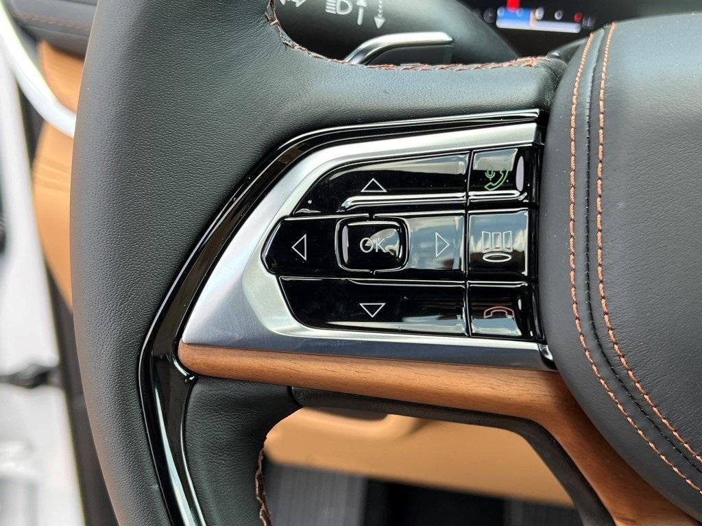 new 2025 Jeep Grand Cherokee L car, priced at $65,236