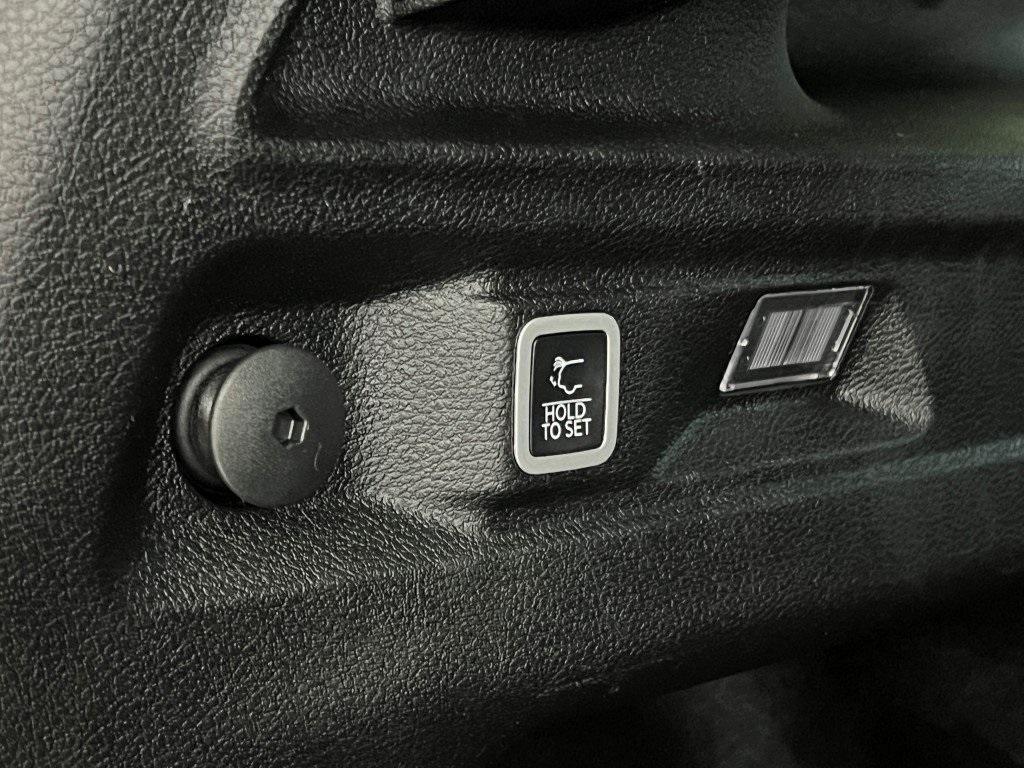 used 2022 Jeep Grand Cherokee L car, priced at $33,600