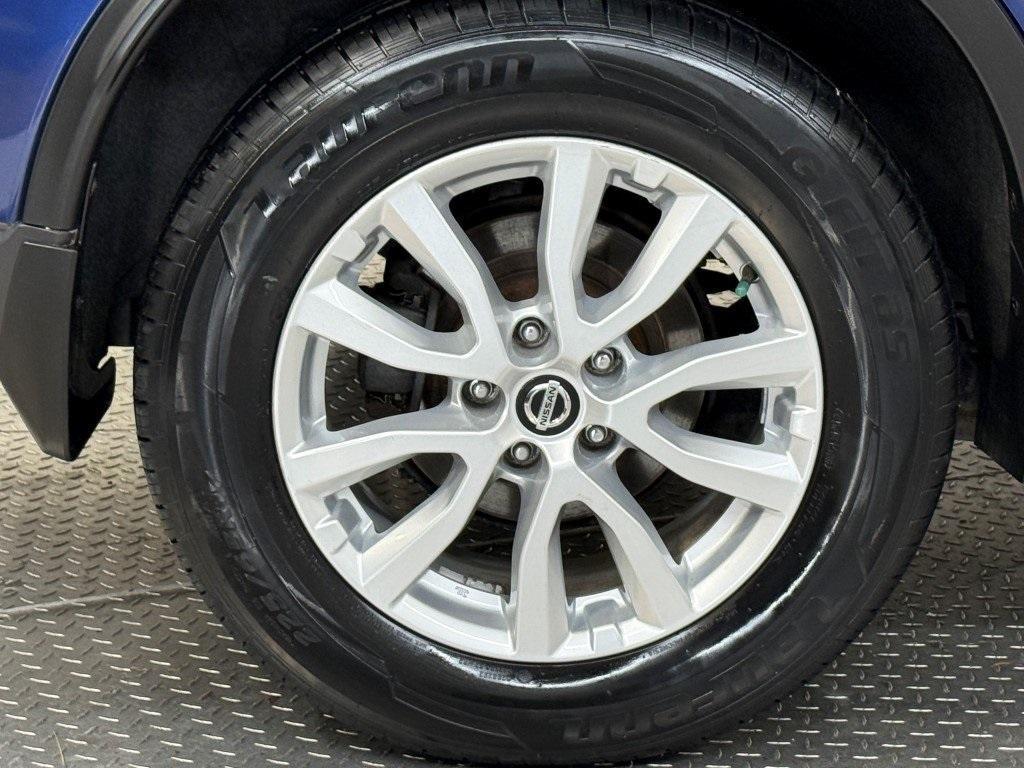 used 2018 Nissan Rogue car, priced at $14,001