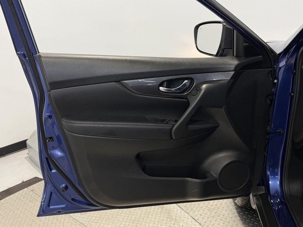 used 2018 Nissan Rogue car, priced at $14,001