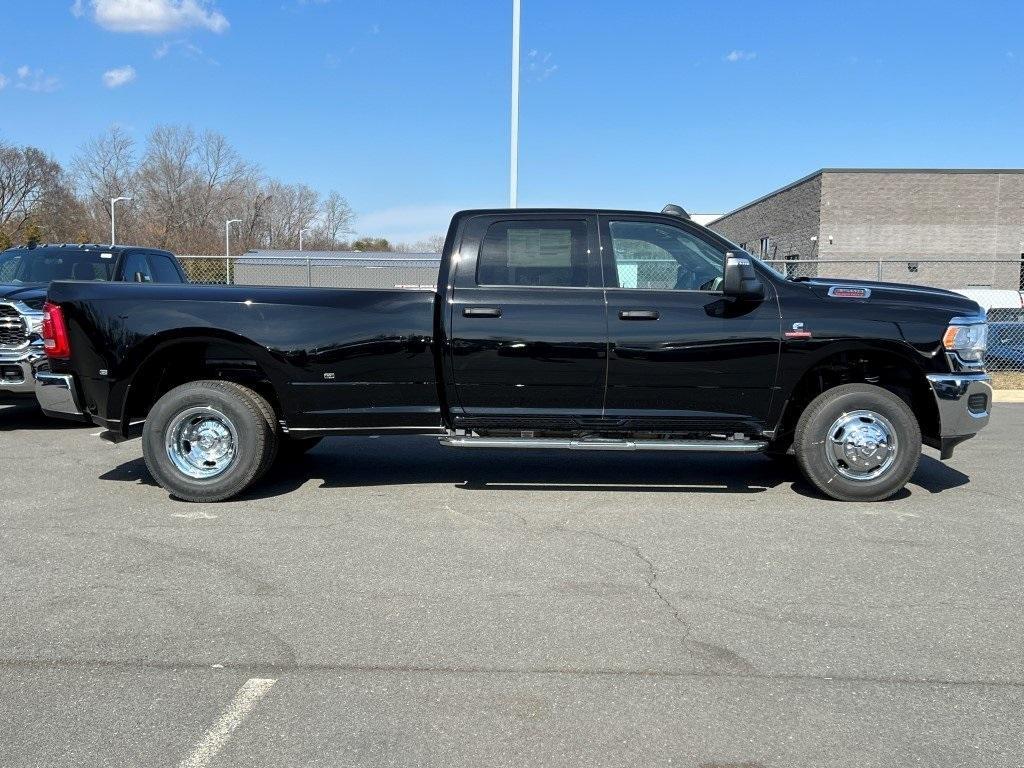 new 2024 Ram 3500 car, priced at $68,739