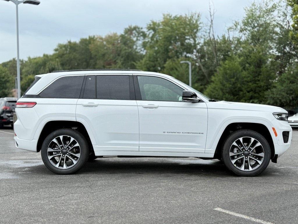 new 2025 Jeep Grand Cherokee car, priced at $58,225