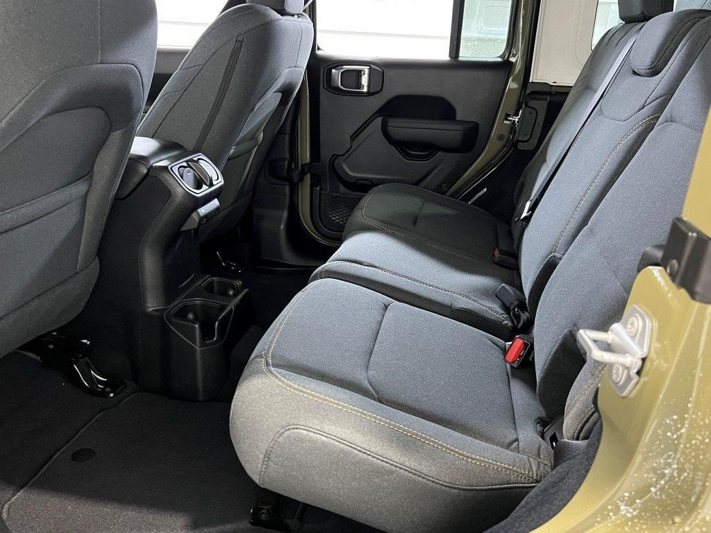 new 2025 Jeep Wrangler car, priced at $48,189