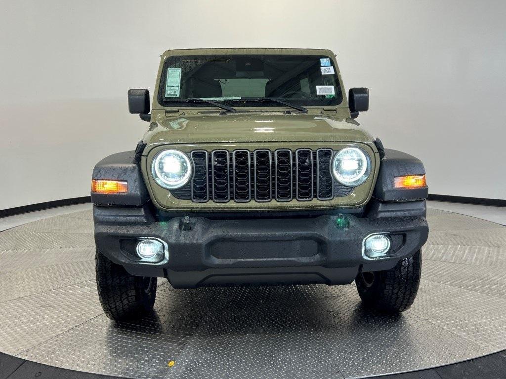 new 2025 Jeep Wrangler car, priced at $48,189