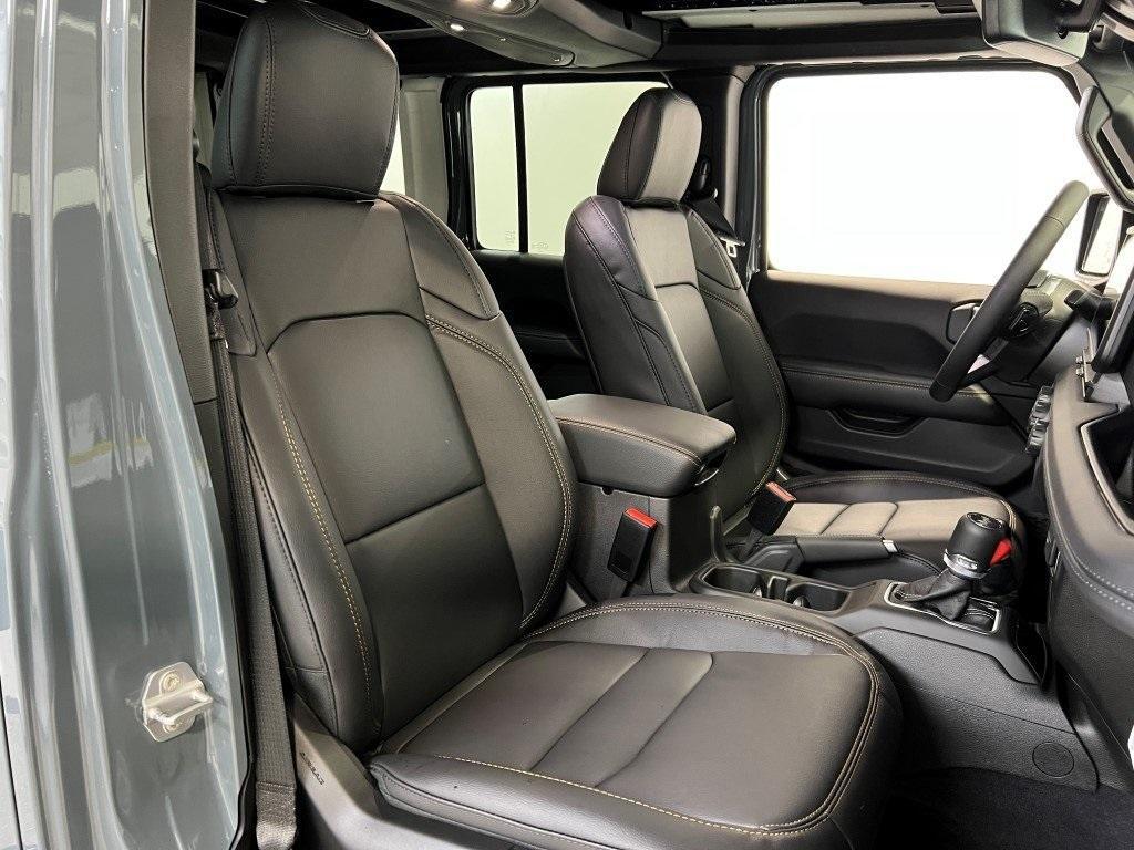 new 2026 Jeep Wrangler car, priced at $52,346
