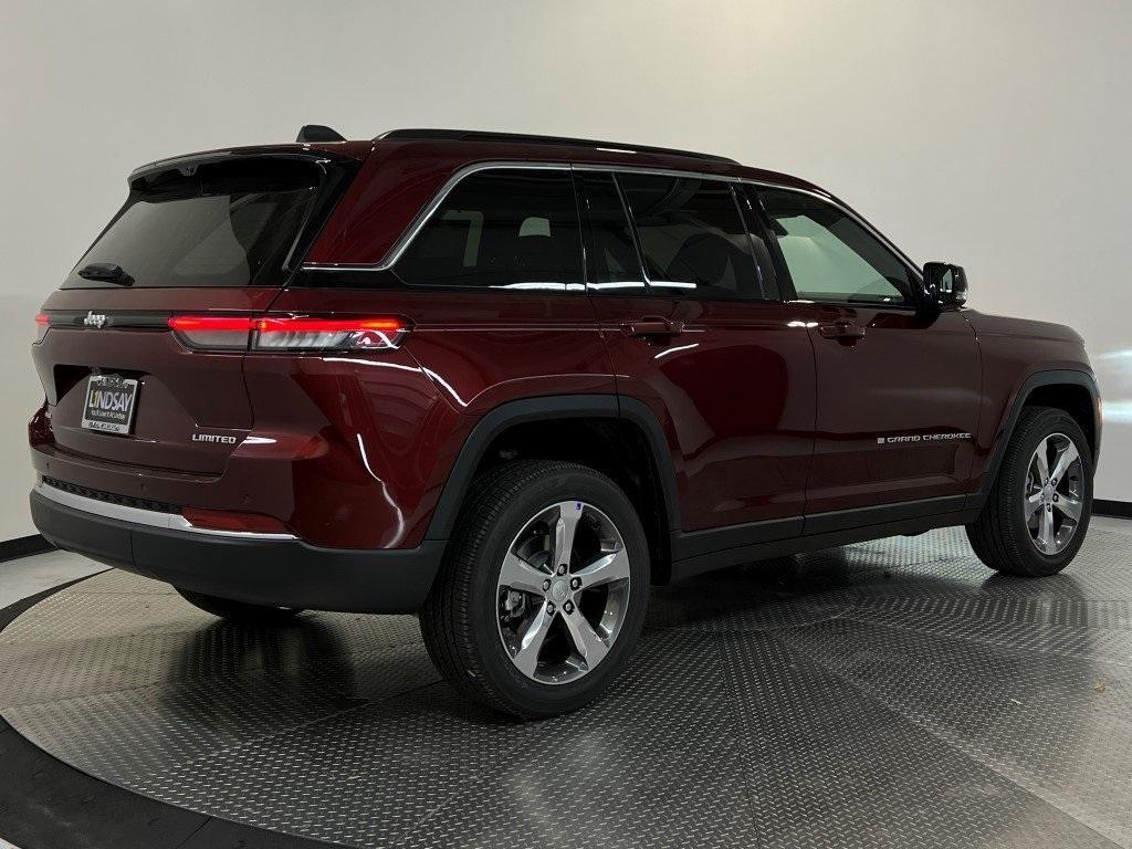 new 2025 Jeep Grand Cherokee car, priced at $49,637