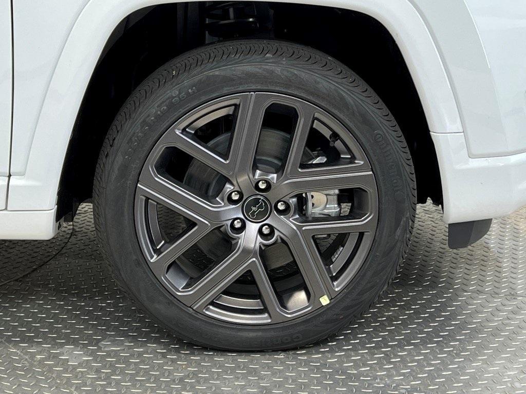 new 2025 Jeep Compass car, priced at $36,980