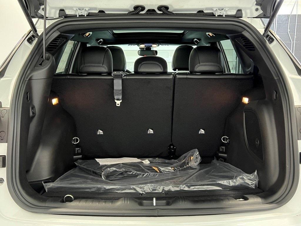 new 2025 Jeep Compass car, priced at $36,980