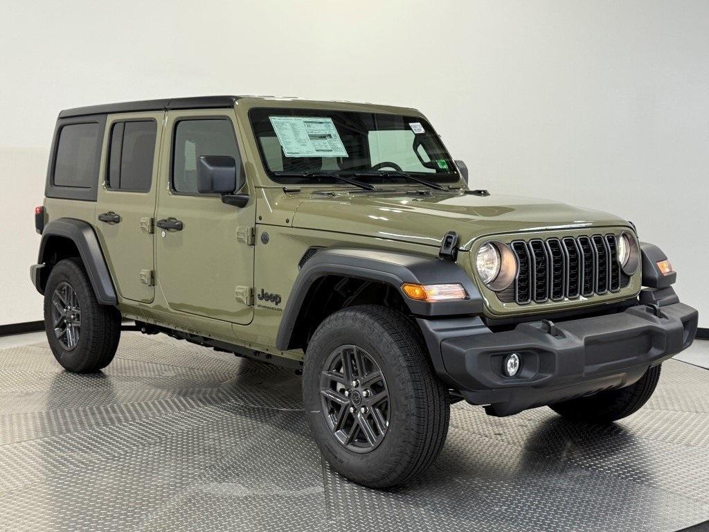 new 2025 Jeep Wrangler car, priced at $43,061