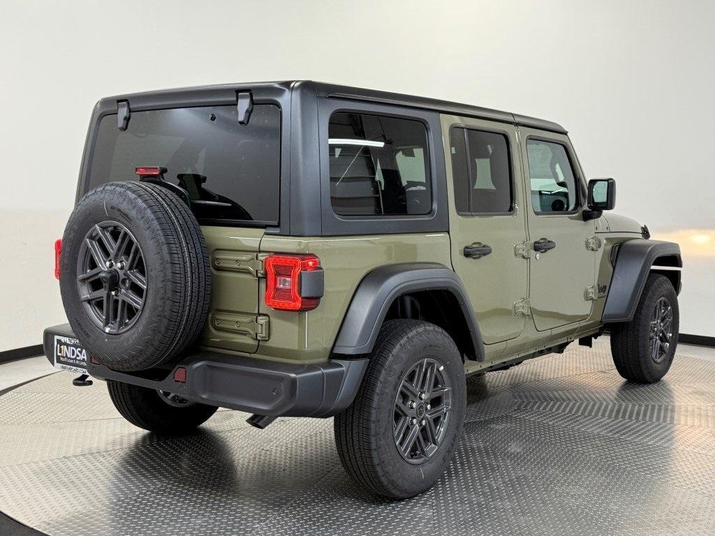 new 2025 Jeep Wrangler car, priced at $43,061