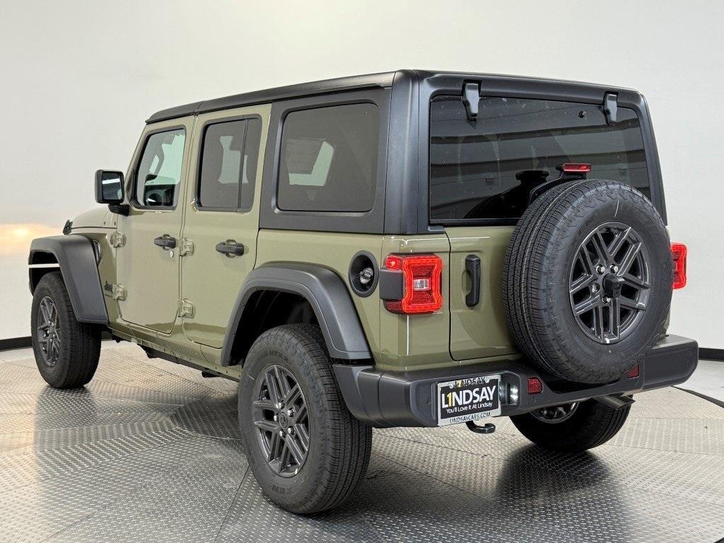 new 2025 Jeep Wrangler car, priced at $43,061