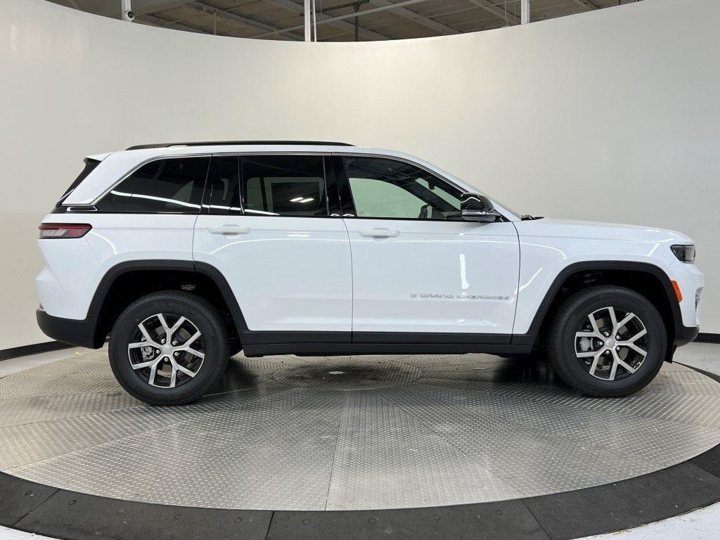new 2025 Jeep Grand Cherokee car