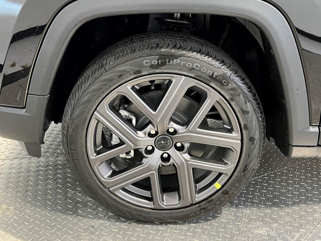 new 2026 Jeep Compass car, priced at $37,025