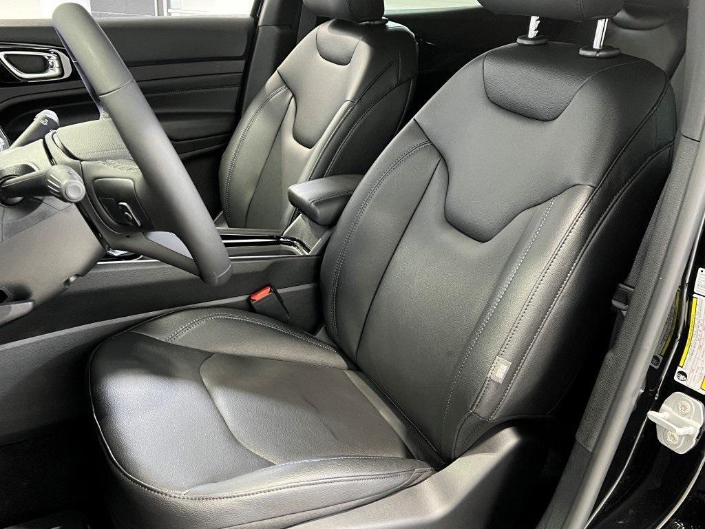 new 2026 Jeep Compass car, priced at $37,025