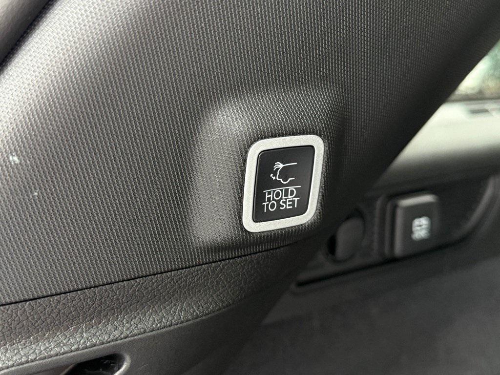 new 2025 Jeep Grand Cherokee car, priced at $58,225