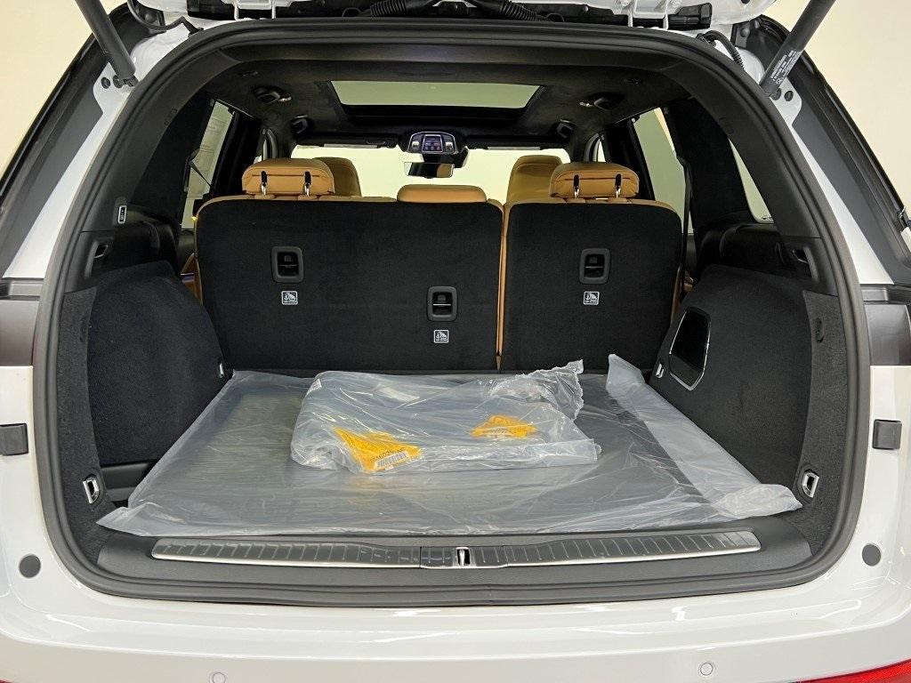 new 2025 Jeep Grand Cherokee car, priced at $59,703