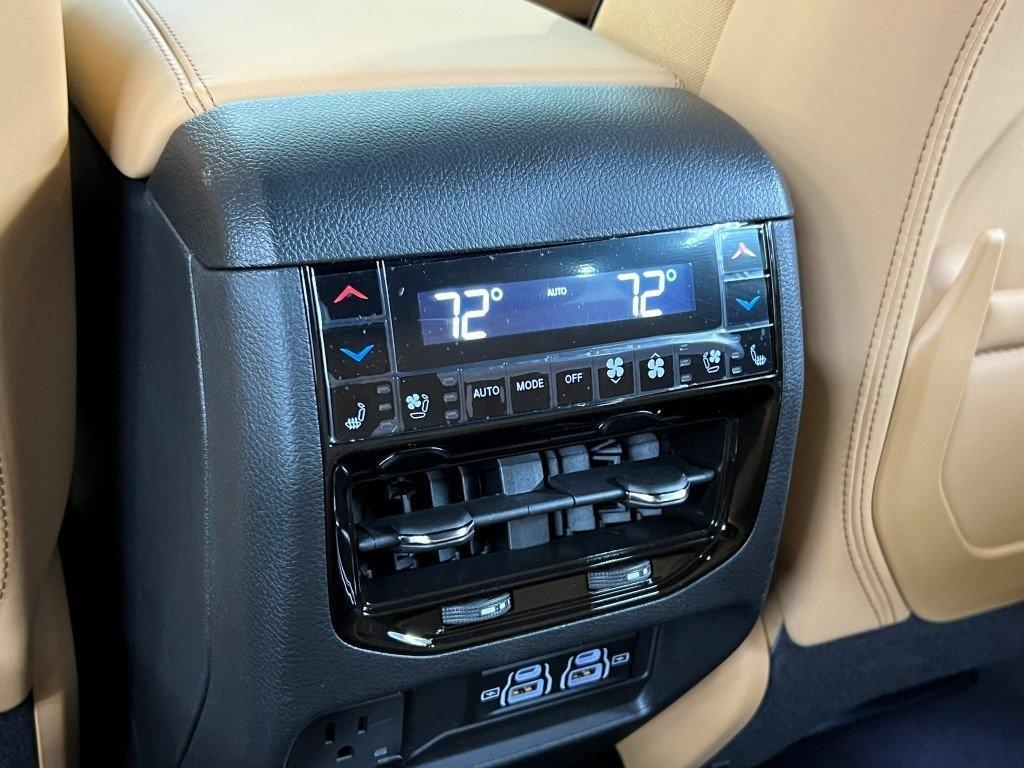 new 2025 Jeep Grand Cherokee car, priced at $59,703