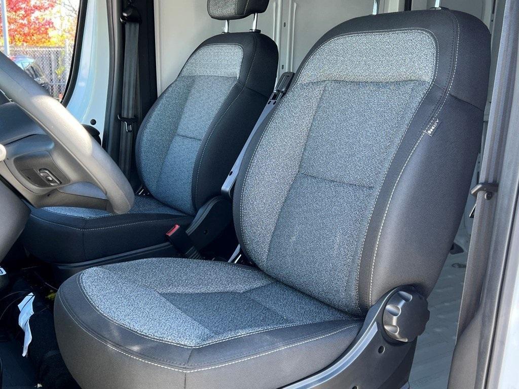 new 2025 Ram ProMaster 2500 car, priced at $46,496