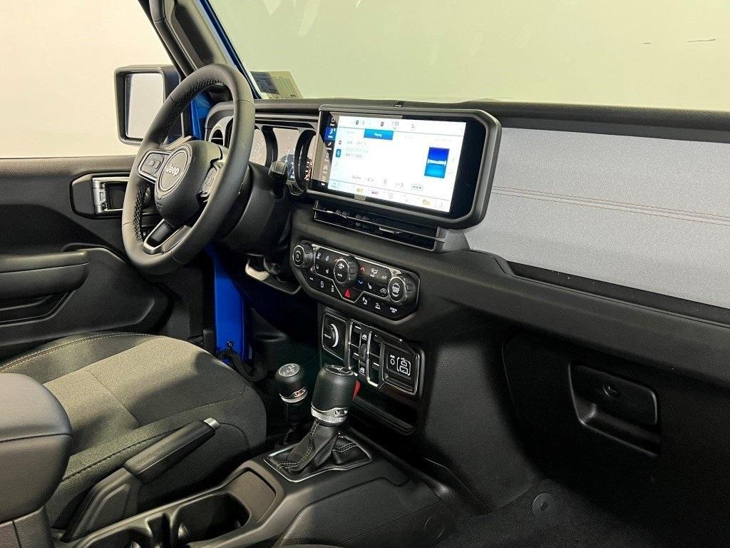 new 2025 Jeep Wrangler car